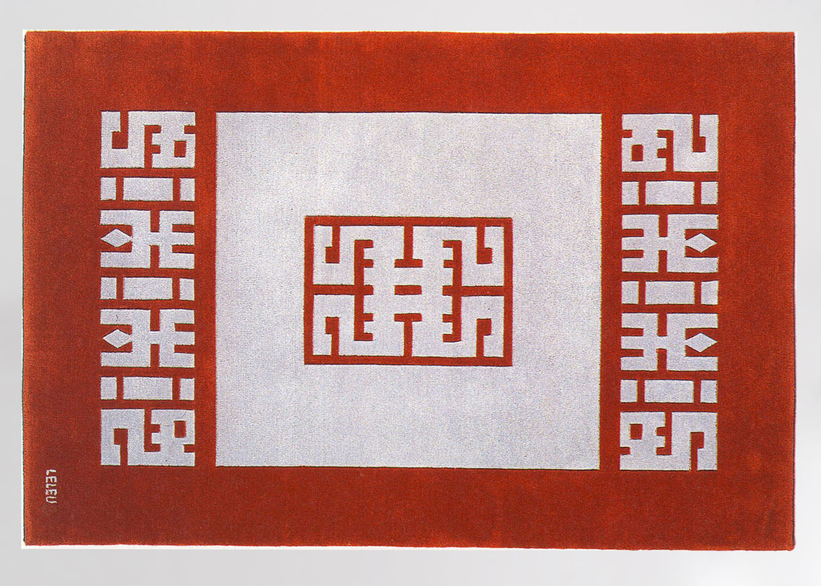 khmer tapis orange maison leleu.jpg