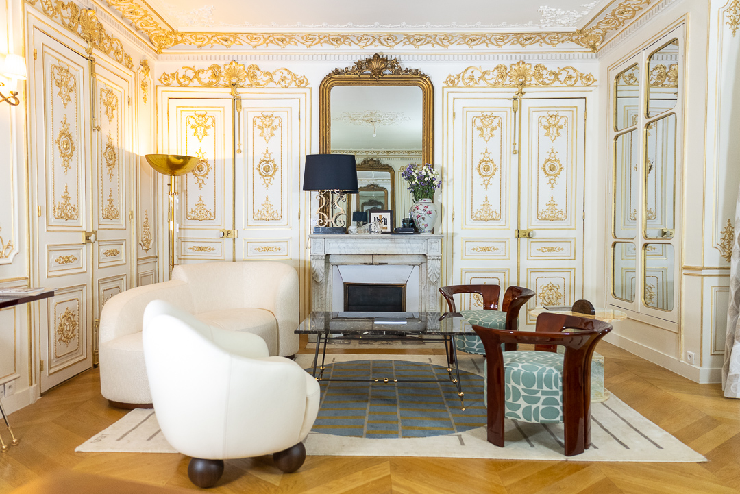 MOBILIER SUR MESURE MOBILIER SUR MESURE